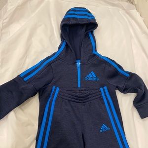 Boys 2t adidas matching suit
